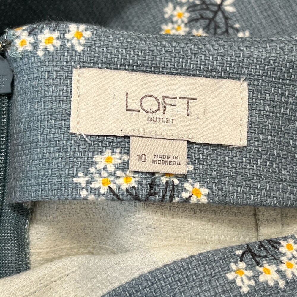 LOFT Gray Floral Pencil Skirt - Picture 4 of 11